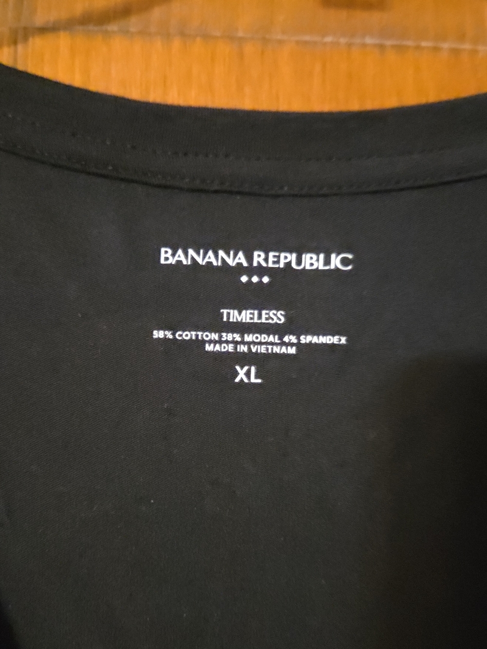 Banana Republic Timeless Tees, Classic V-Neck Women's Tee - White and Black - Picture 4 of 5